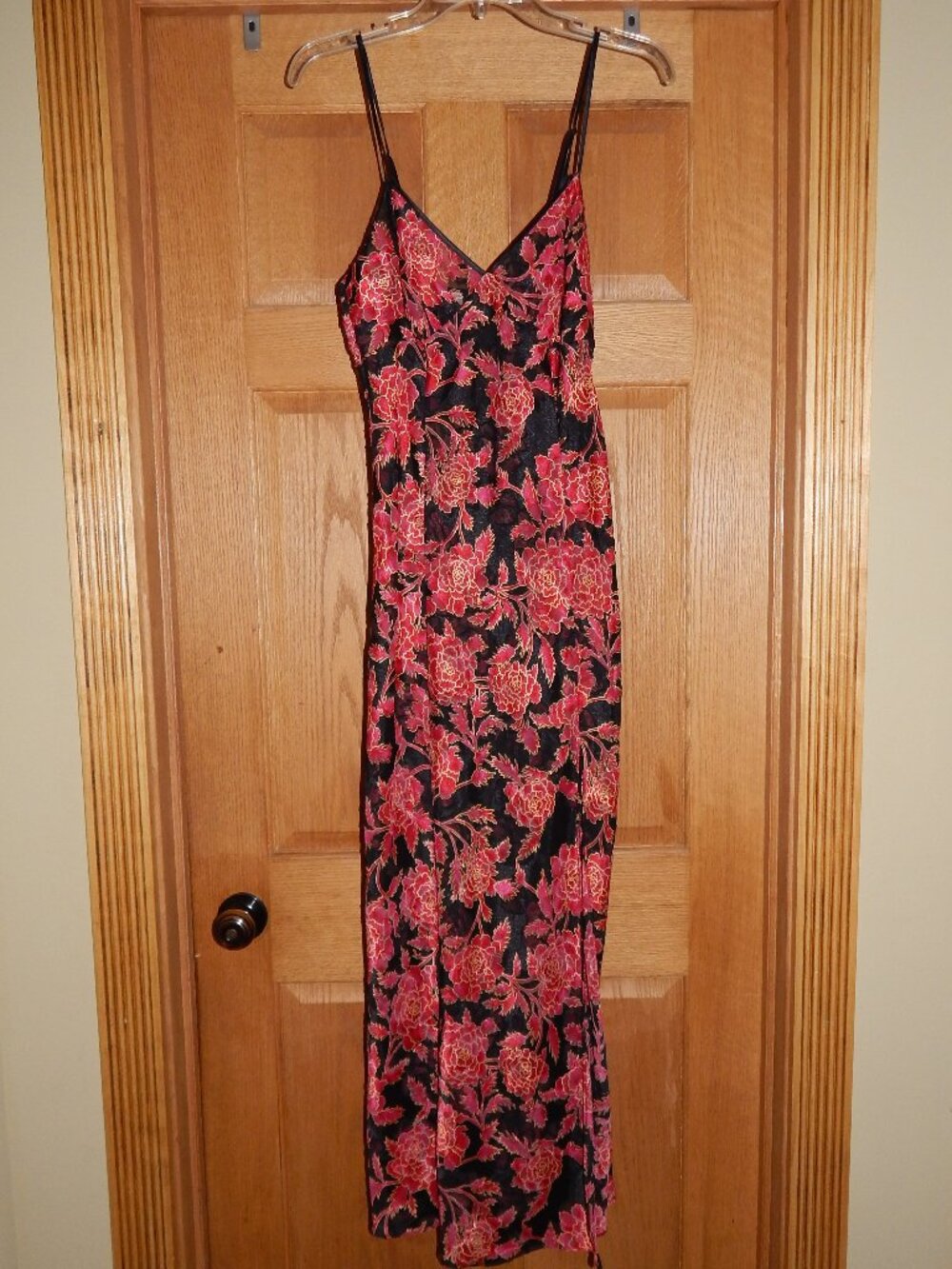 Vintage Victoria's Secret Long Maxi Gown Gold Label Red Black Floral Size Medium
